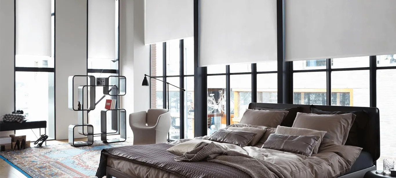 Cortinas Roller Quantum en un ambiente contemporáneo
